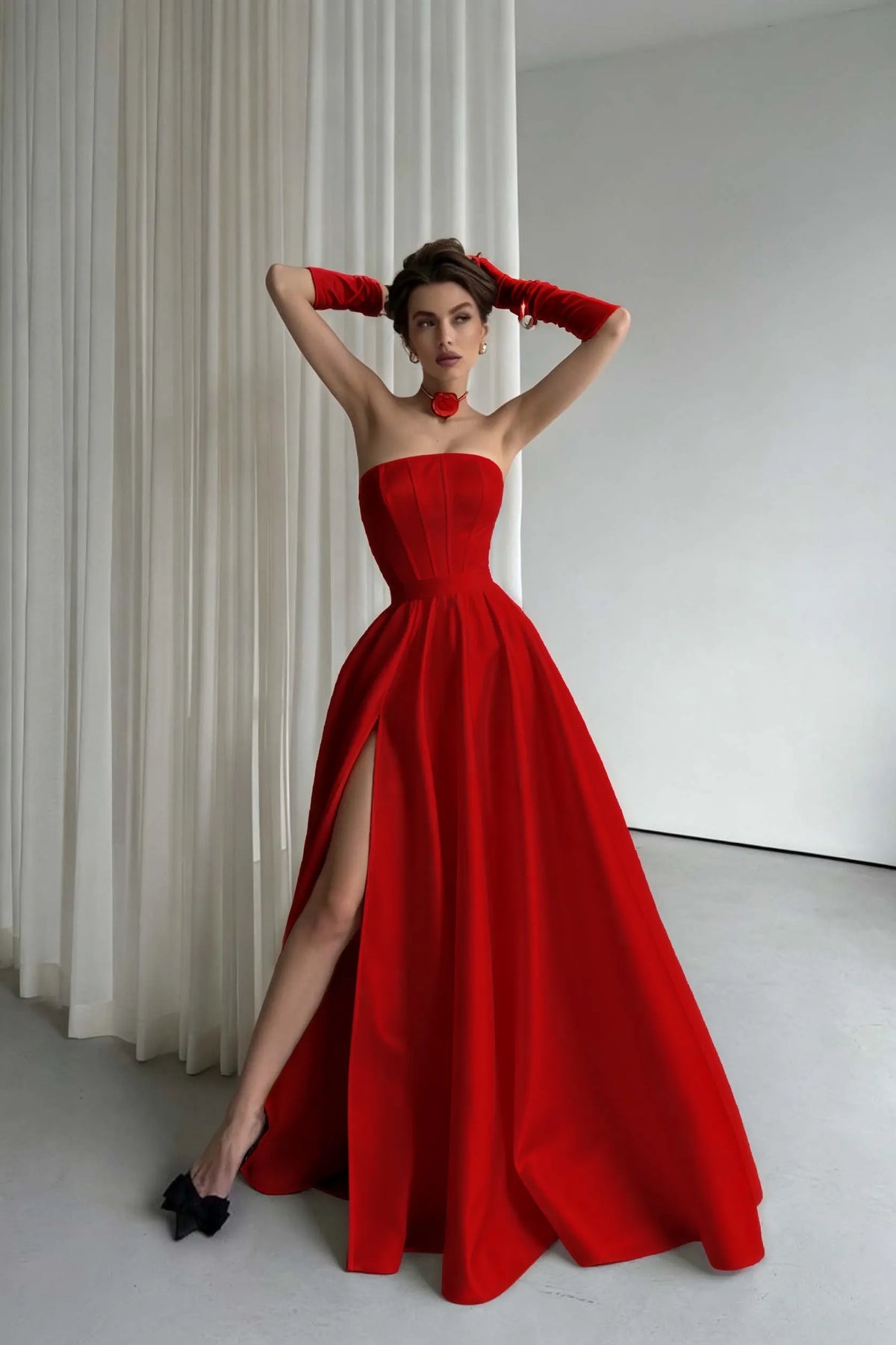 Cocoslly Strapless Sleeveless High Waist Long Prom Dress With Split And Gloves | Black Satin ZT0723