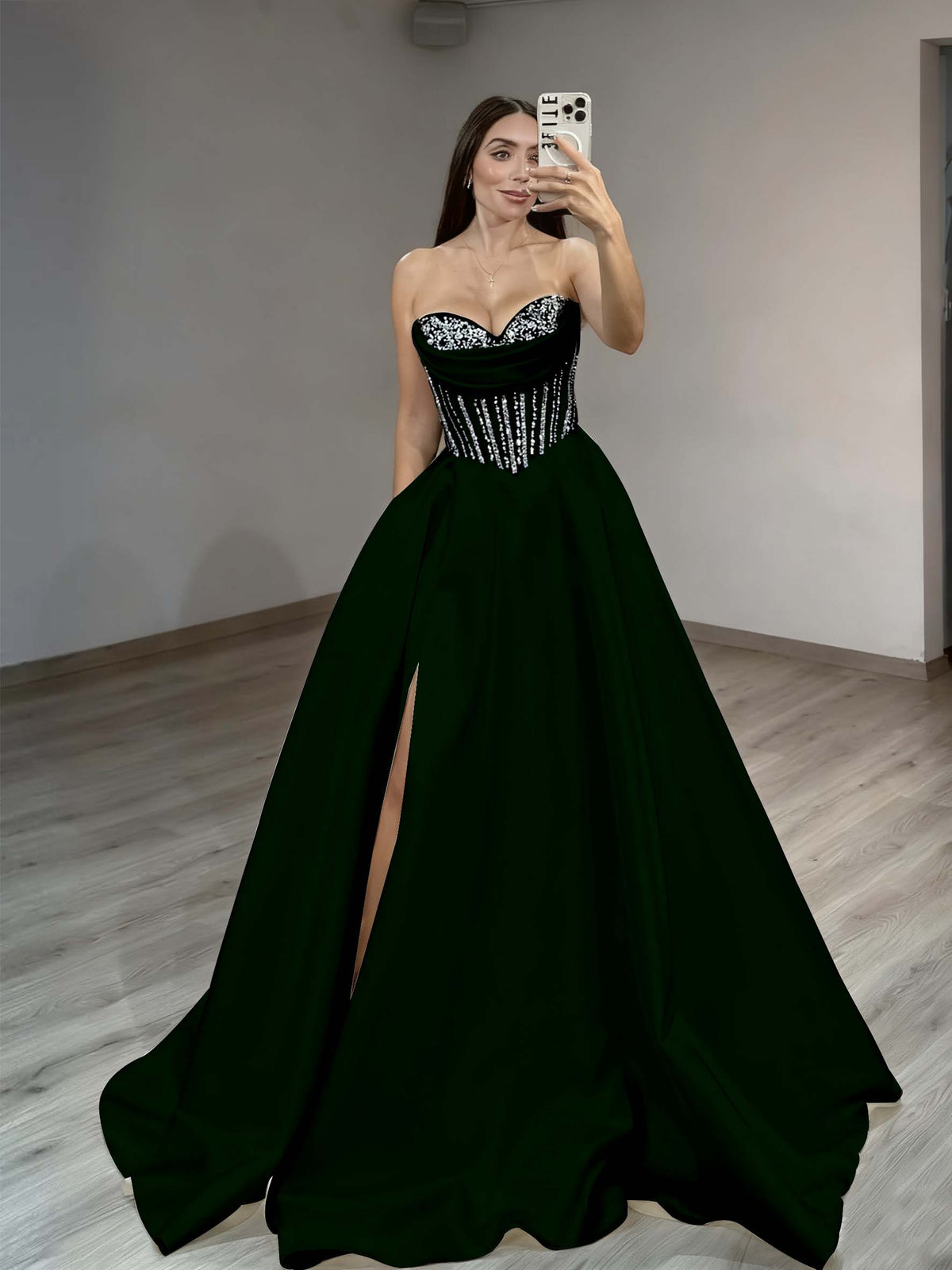 Satin Sweetheart Sleeveless Long Pleated A-Line Prom Dress With Rhinstone And Split YK0584